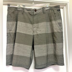 VANS striped men’s shorts - size 38 - olive green